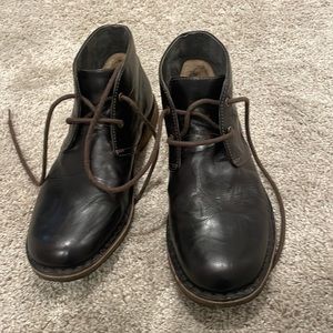 Men’s ugh chukka boots